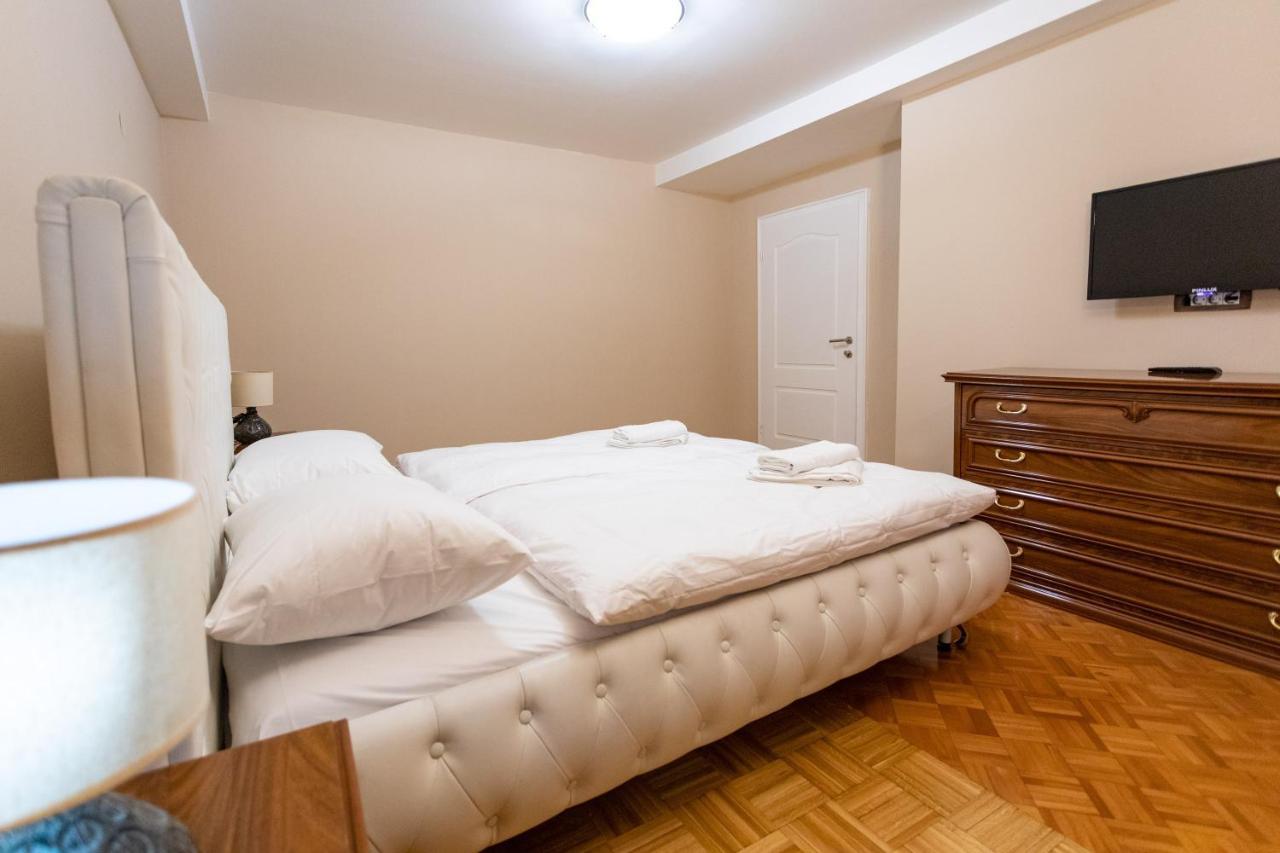 Apartments And Rooms Rubina Lubiana Esterno foto